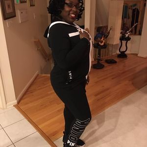 Meet your Posher, Christine